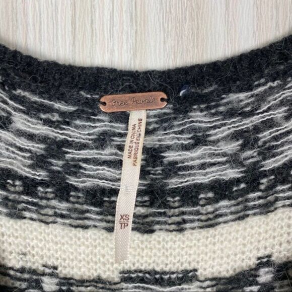 Free People | Cabin Fever Fair Isle Pullover Knit Sweater Size XS - Picture 4 of 4